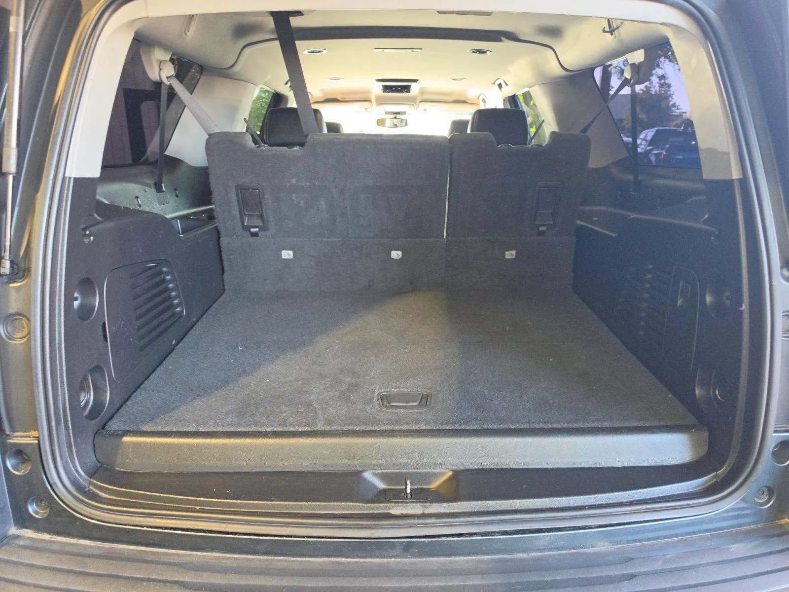 Used 2019 Chevrolet Suburban LS AWD/4WD image 8