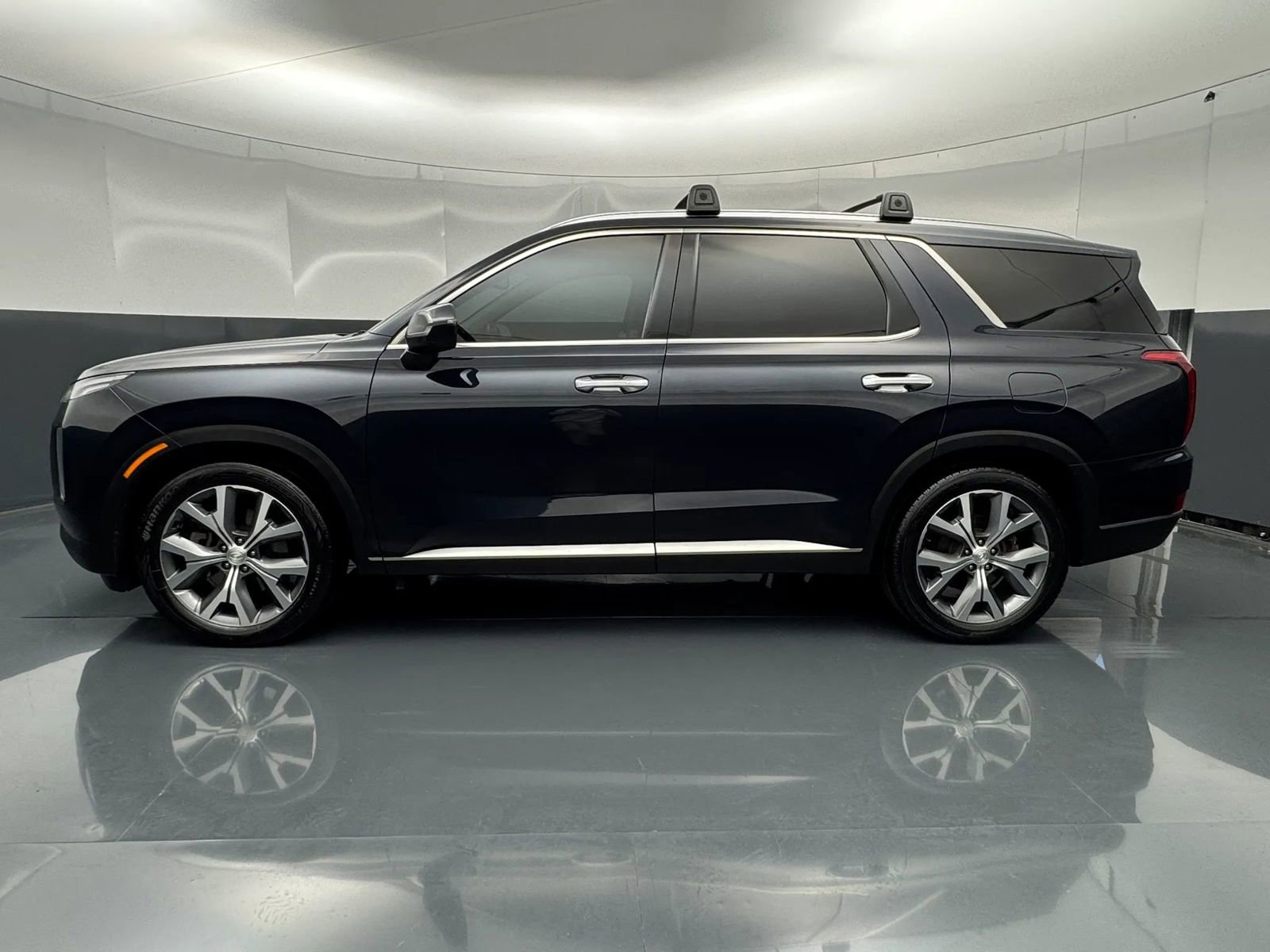 Used 2022 Hyundai Palisade SEL w/ 8P Bench Seat Package AWD/4WD image 6