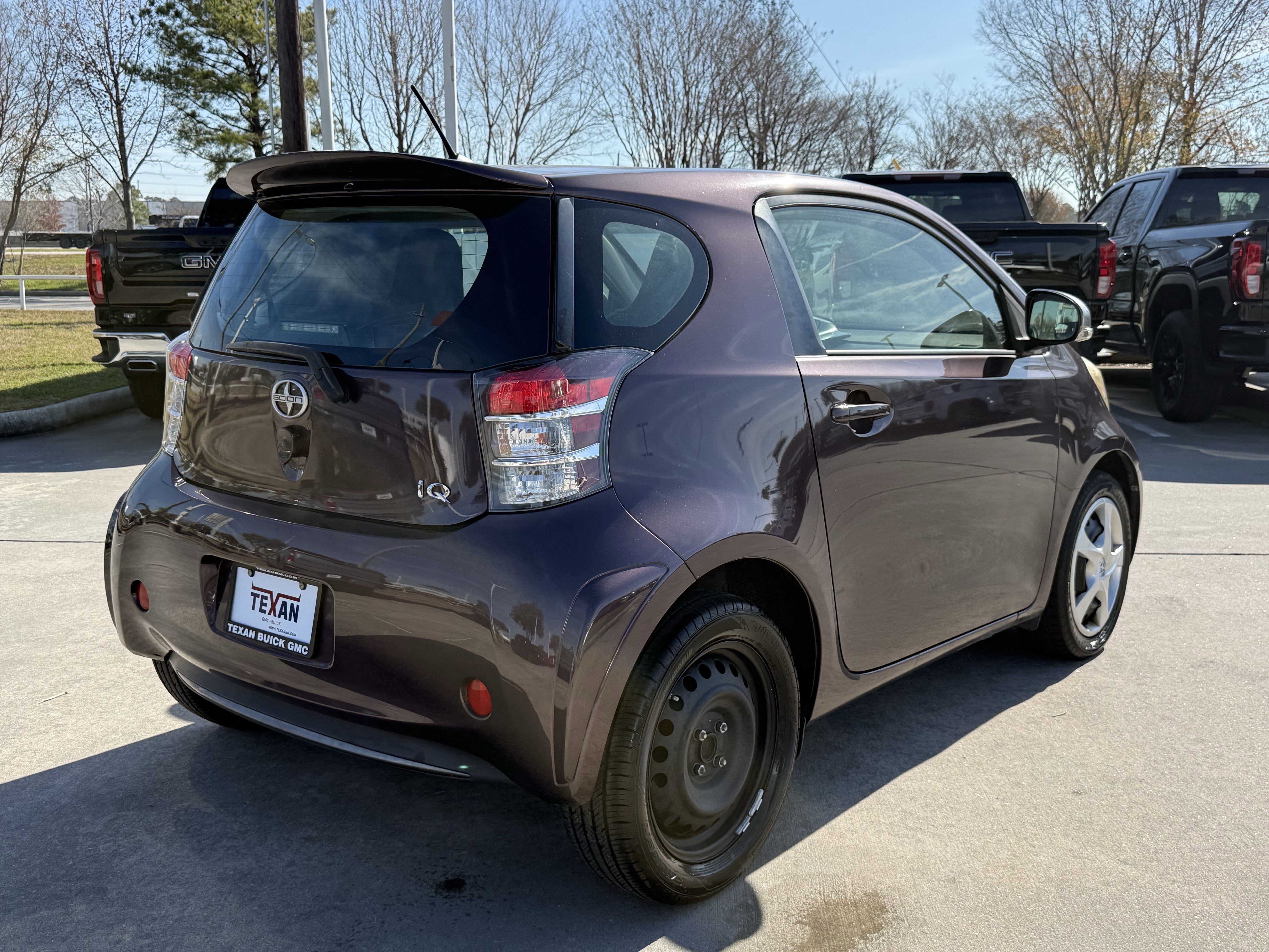Used 2013 Scion iQ image 5