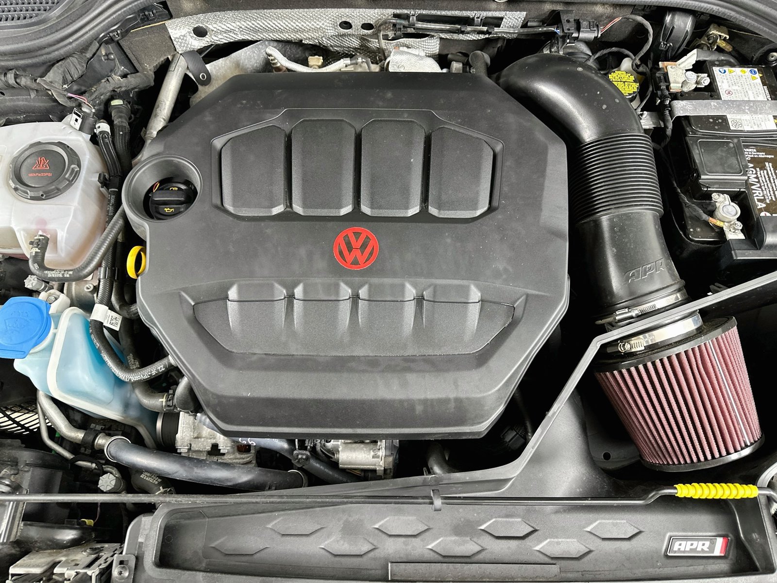 Used 2023 Volkswagen Golf R AWD/4WD image 14