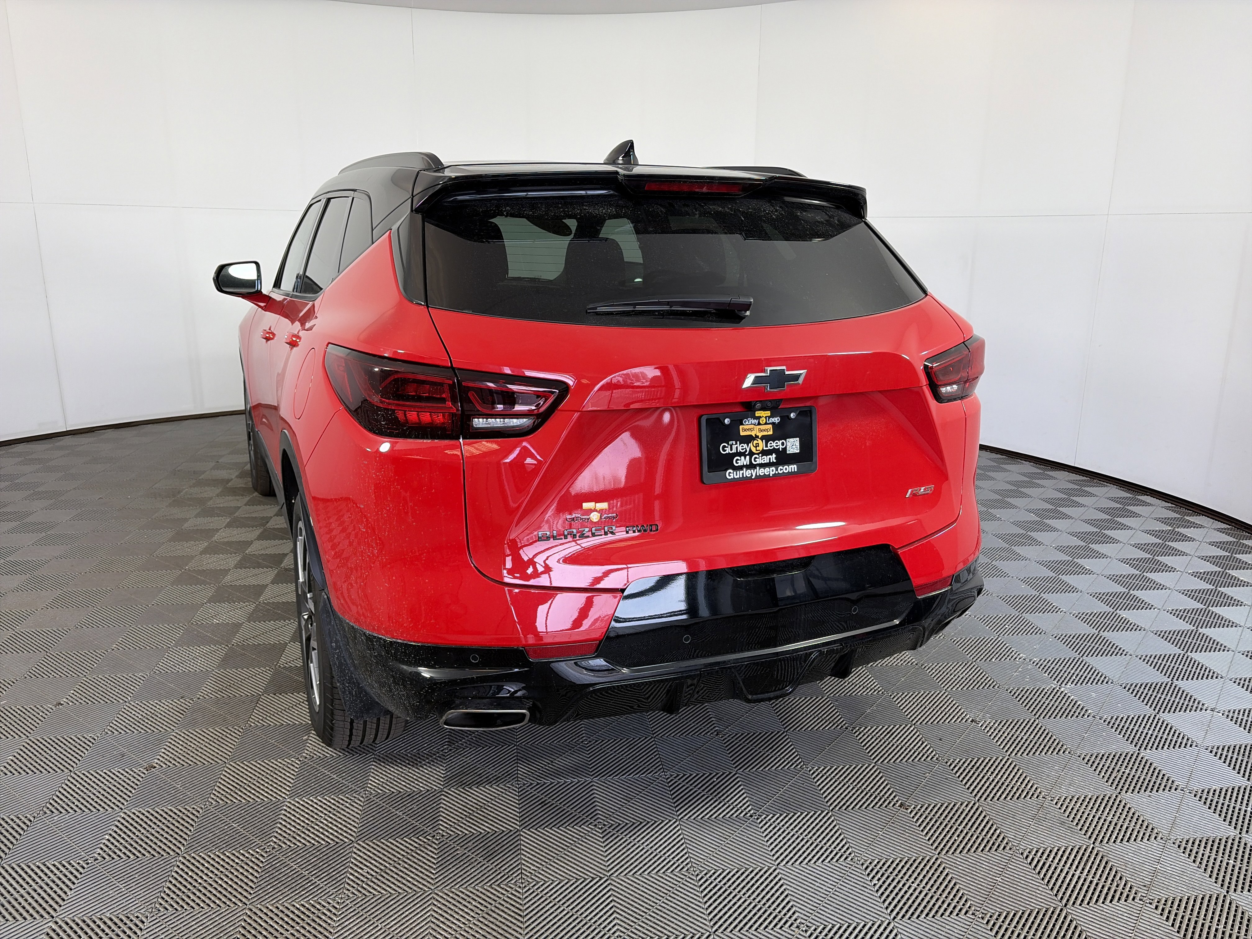 Certified 2024 Chevrolet Blazer RS w/ Driver Confidence II Package image 8