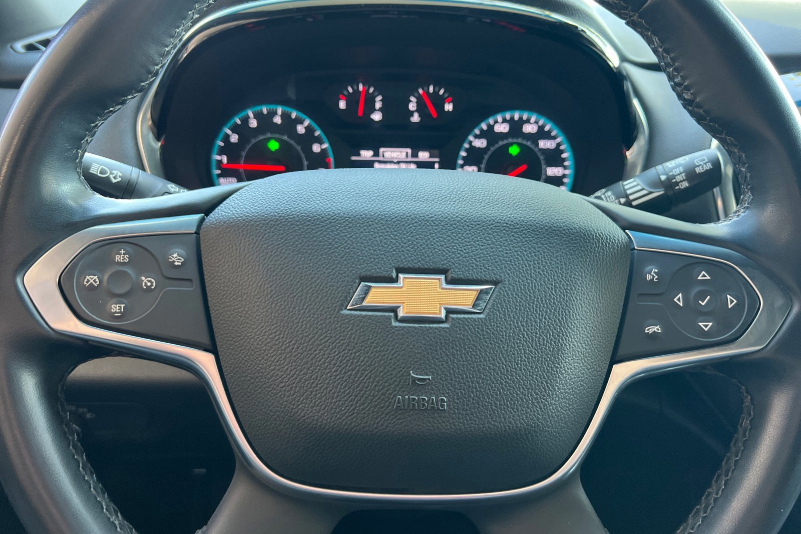 Used 2023 Chevrolet Traverse LT image 24