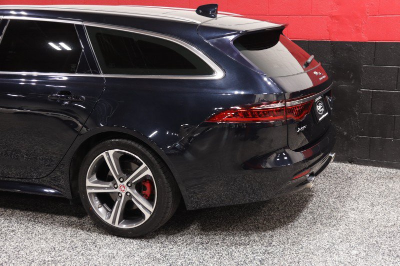 Used 2018 Jaguar XF First Edition AWD/4WD image 26
