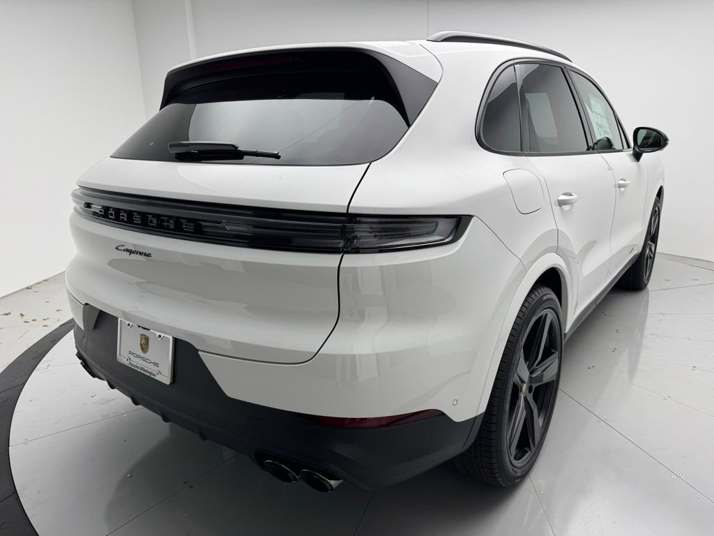 Certified 2025 Porsche Cayenne image 22