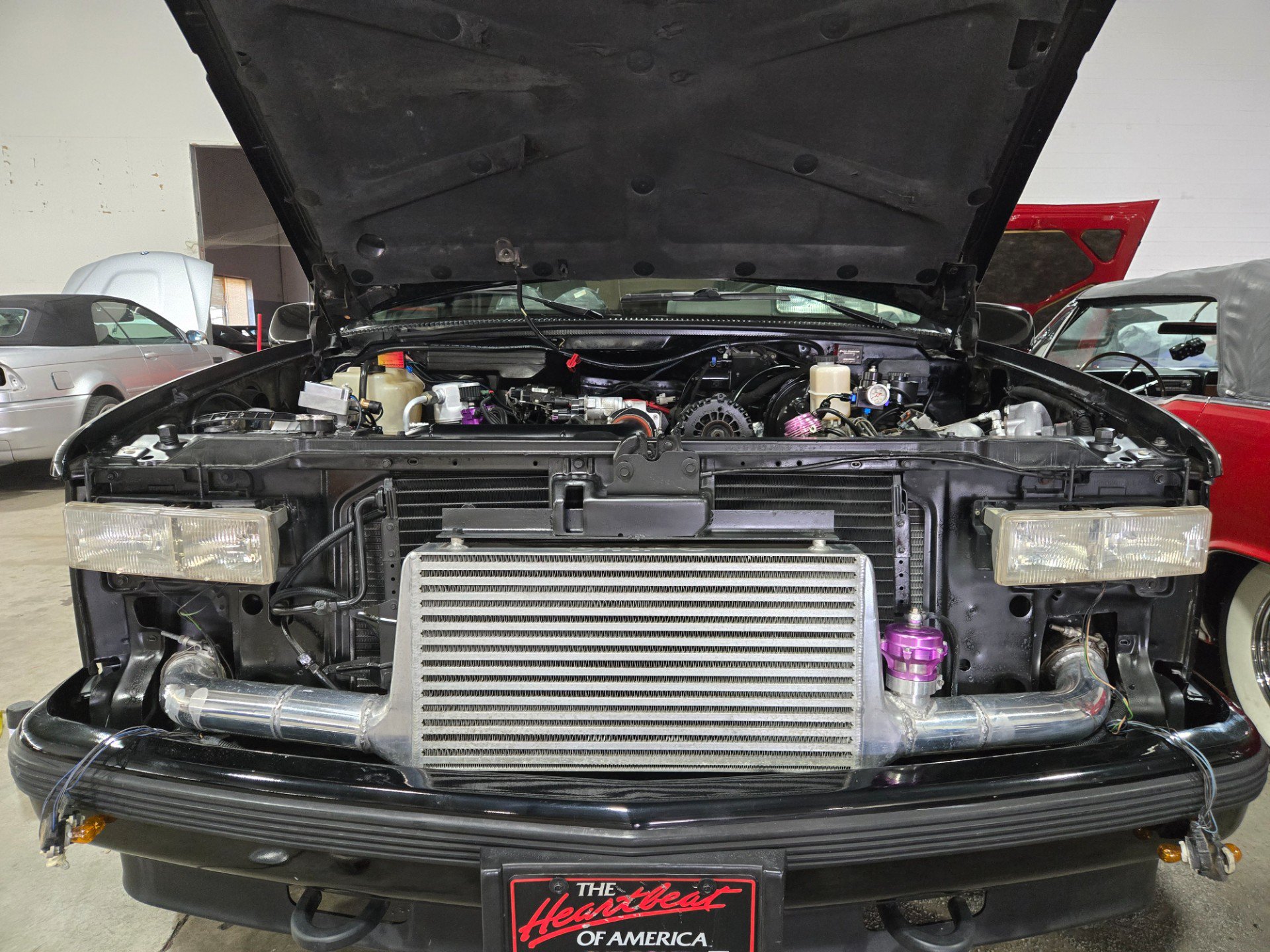 Used 1993 GMC Yukon 4WD 2-Door image 5