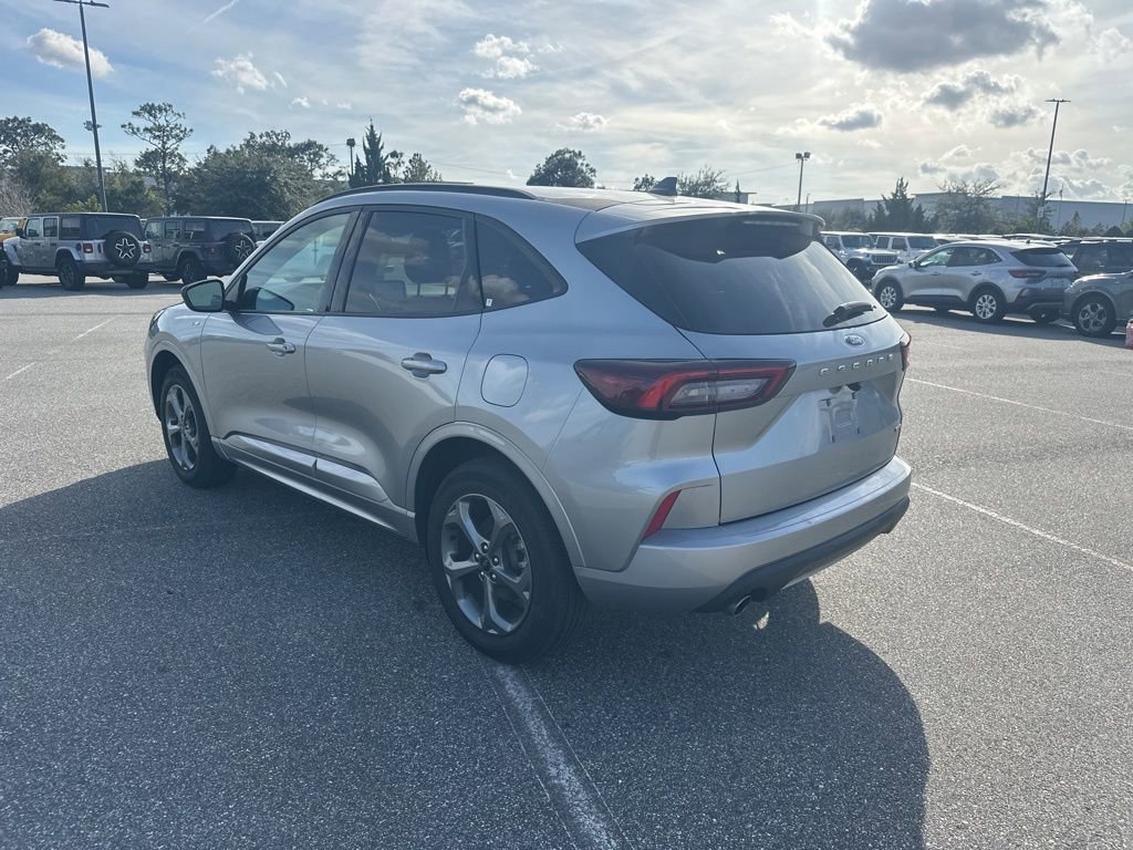 Used 2024 Ford Escape ST-Line image 8