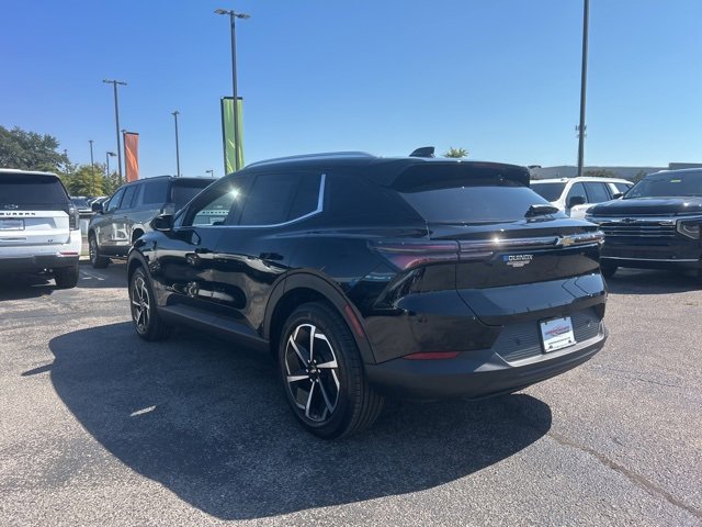 New 2026 Chevrolet Equinox EV LT image 5