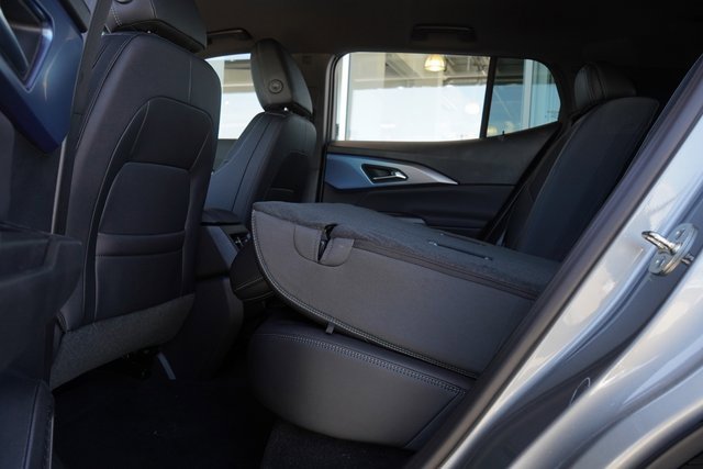 New 2025 Chevrolet Equinox EV LT image 27