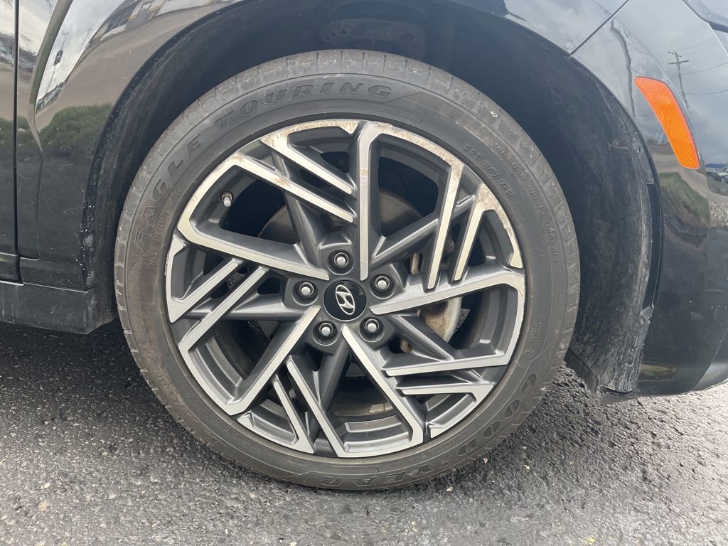 Used 2023 Hyundai Kona N Line image 12