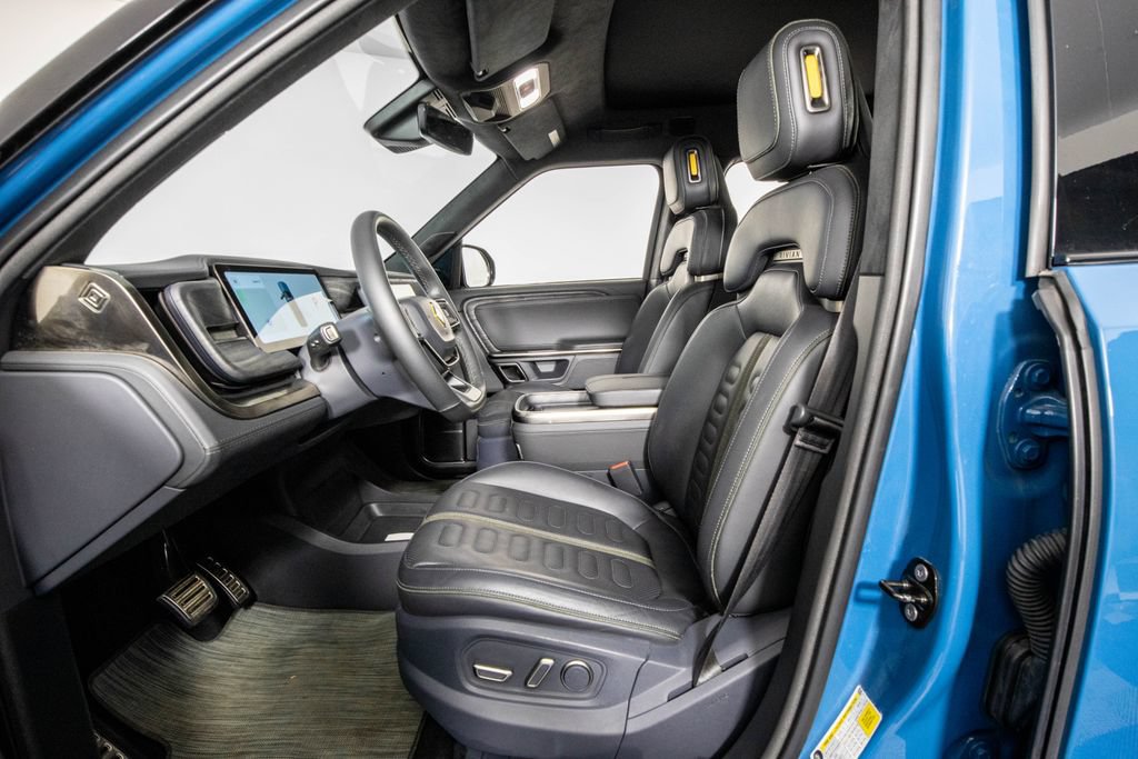 Used 2022 Rivian R1T Adventure AWD/4WD image 11