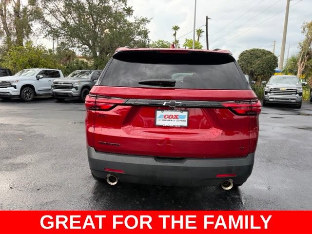 Used 2023 Chevrolet Traverse LT FWD image 5