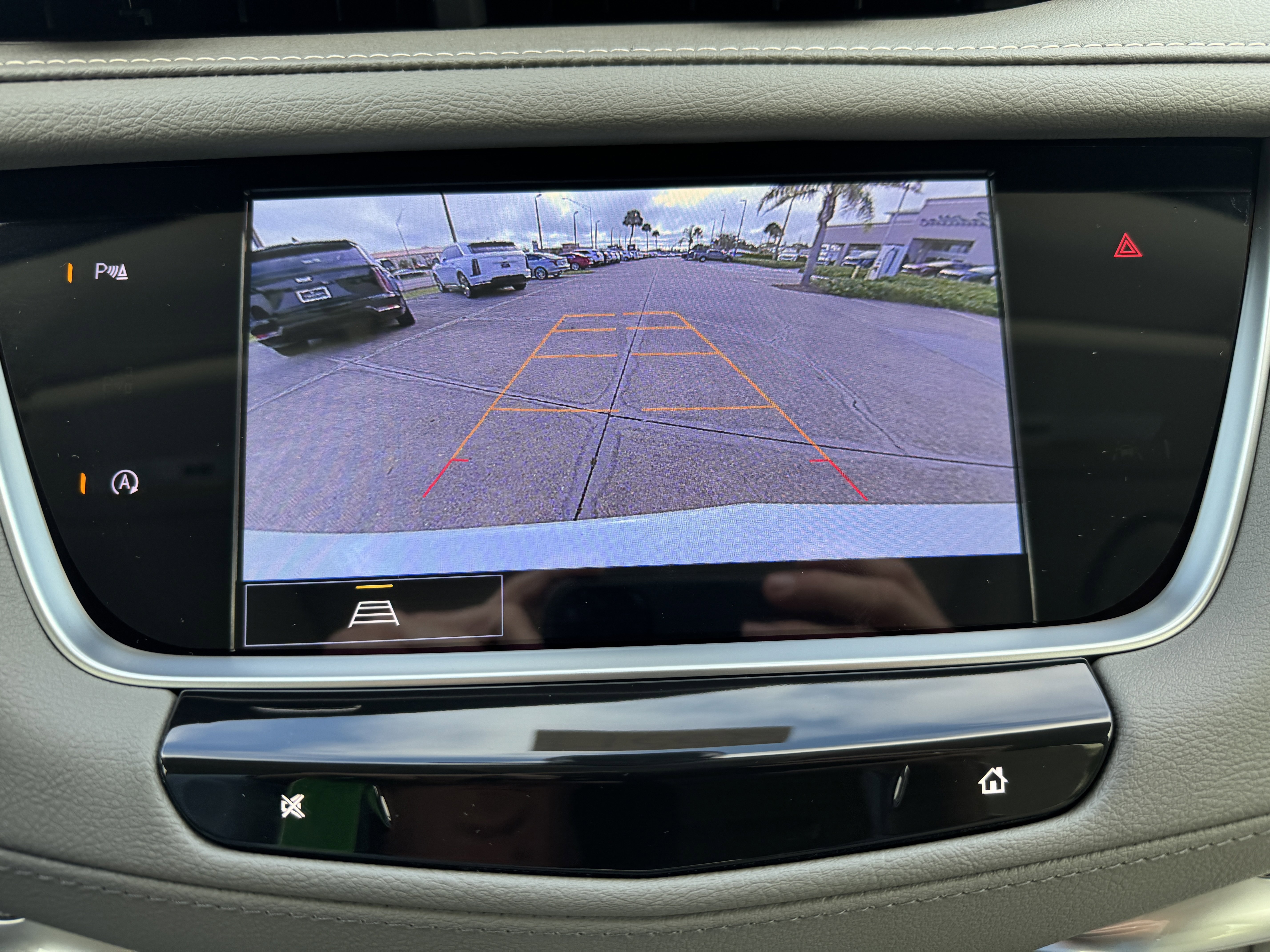 New 2025 Cadillac XT5 Premium Luxury image 25