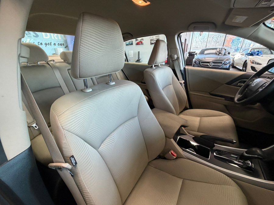 Used 2015 Honda Accord LX image 33