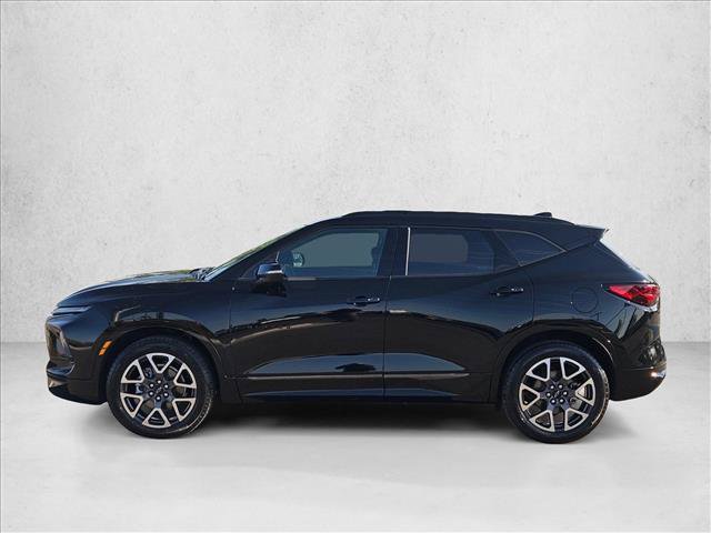 Used 2025 Chevrolet Blazer RS FWD image 9