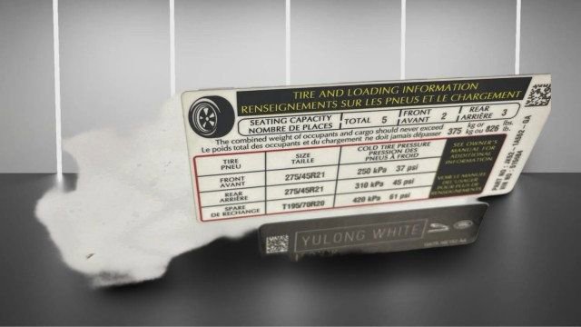 Used 2018 Land Rover Range Rover HSE image 20