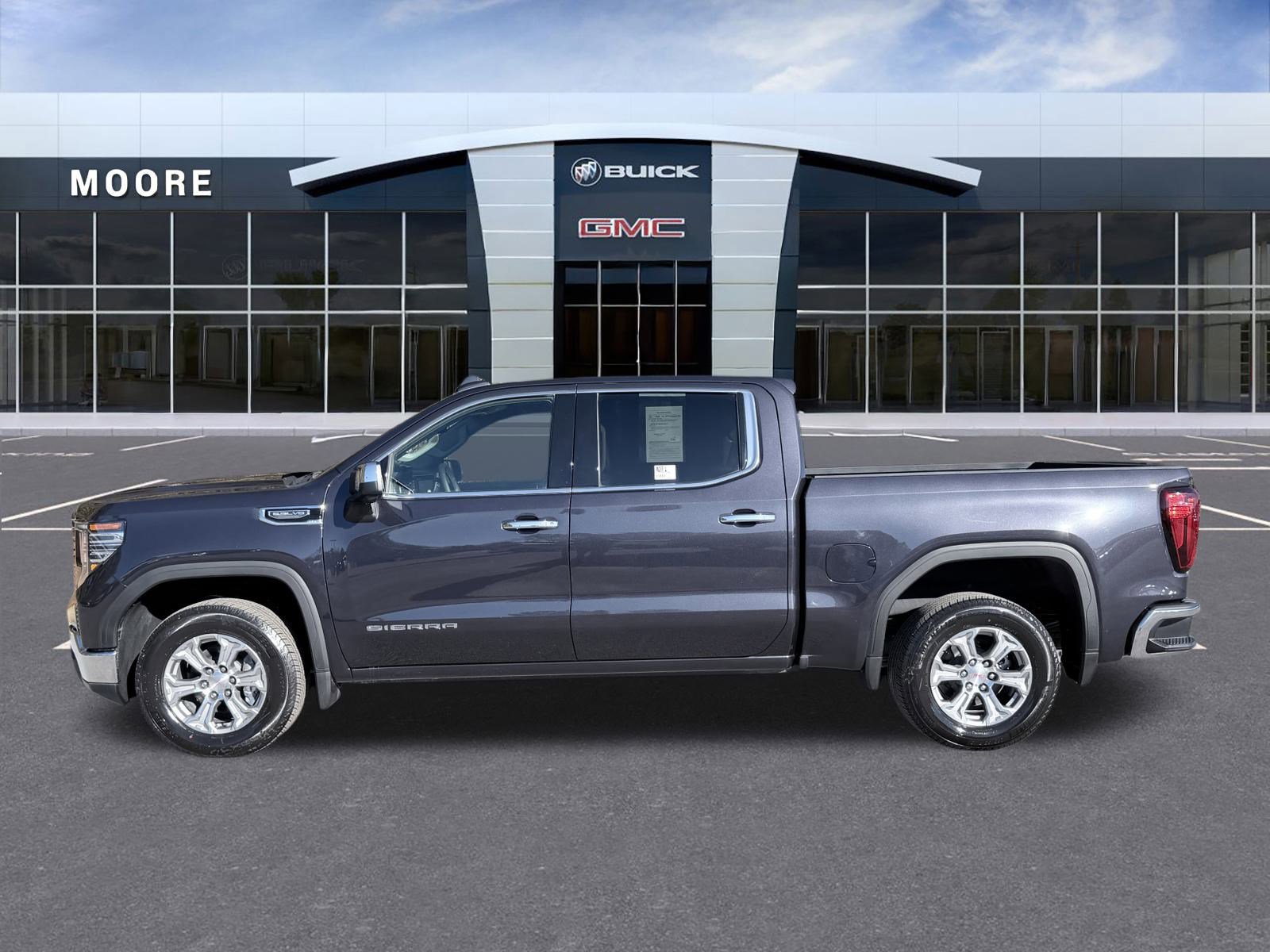 Used 2025 GMC Sierra 1500 SLT image 6