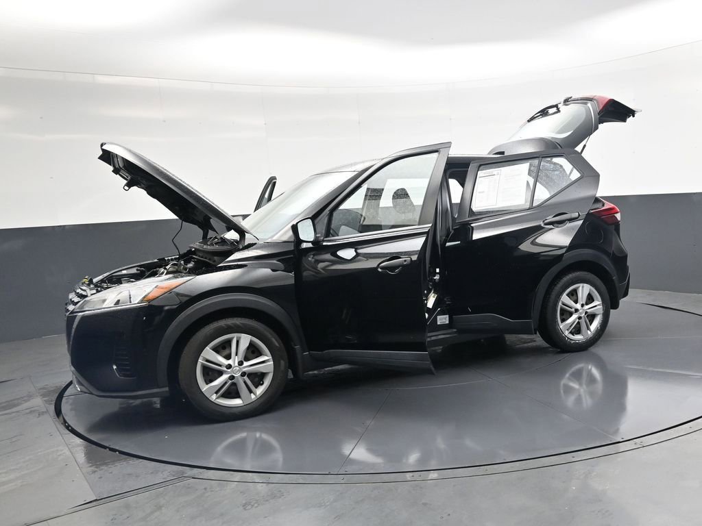 Used 2023 Nissan Kicks S FWD image 47