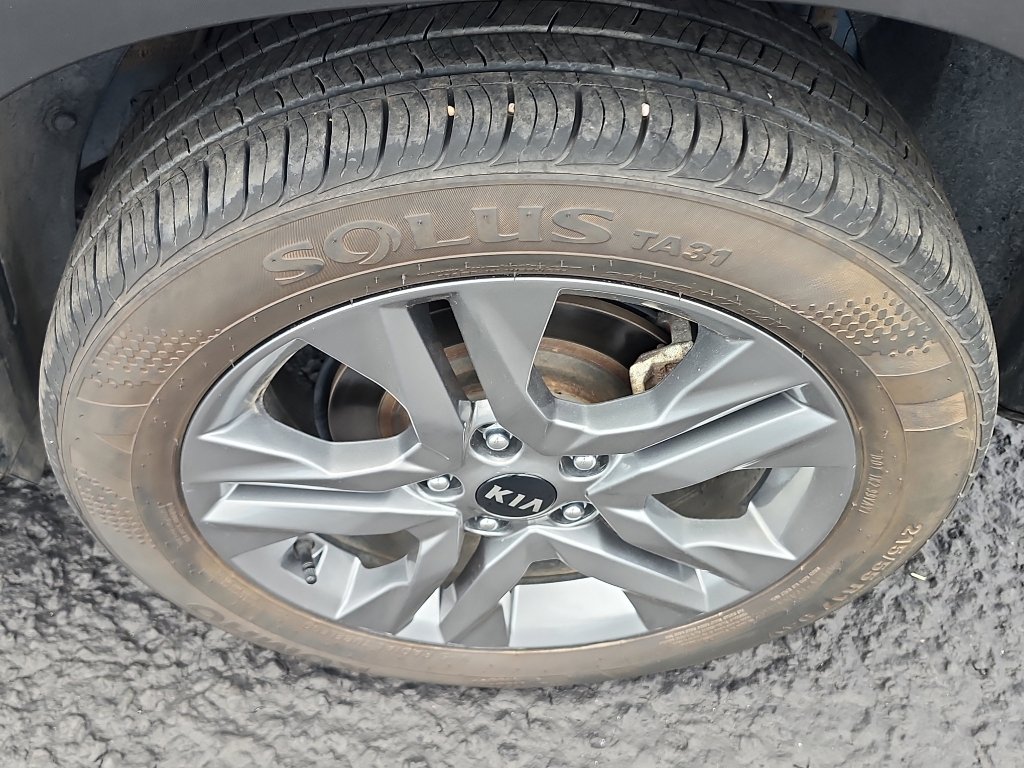 Used 2021 Kia Seltos LX AWD/4WD image 11