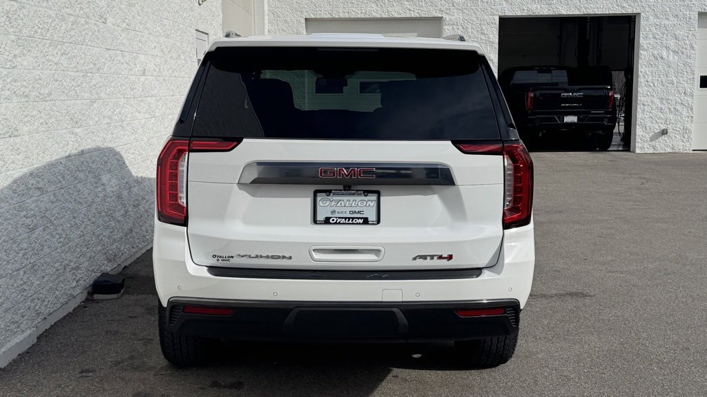 Used 2024 GMC Yukon AT4 w/ Max Trailering Package image 9