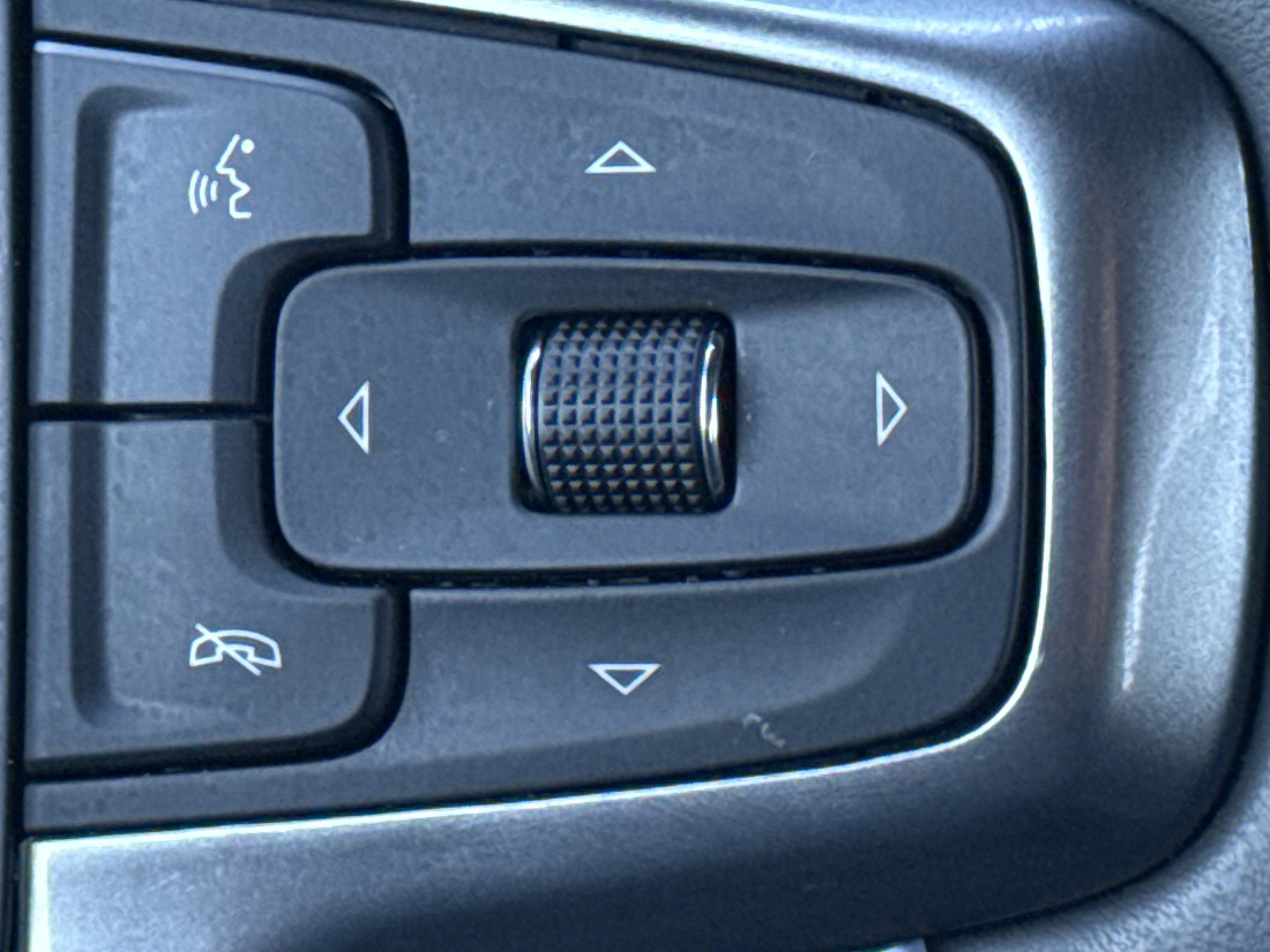 Certified 2023 Chevrolet Tahoe Z71 w/ Luxury Package image 20