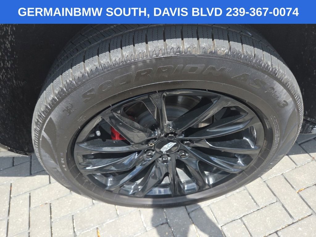 Used 2022 Cadillac Escalade ESV Sport Platinum w/ LPO, ONYX Package AWD/4WD image 24