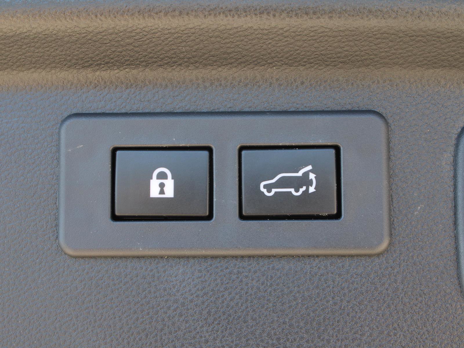 Used 2021 Subaru Forester Touring image 9