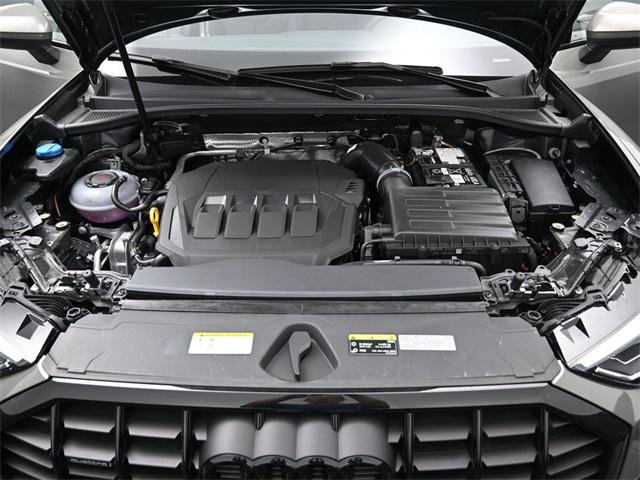 New 2025 Audi Q3 2.0T Premium image 15