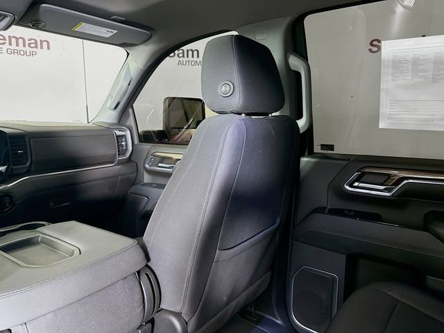 Used 2024 Chevrolet Silverado 2500 LT w/ Convenience Package RWD image 27