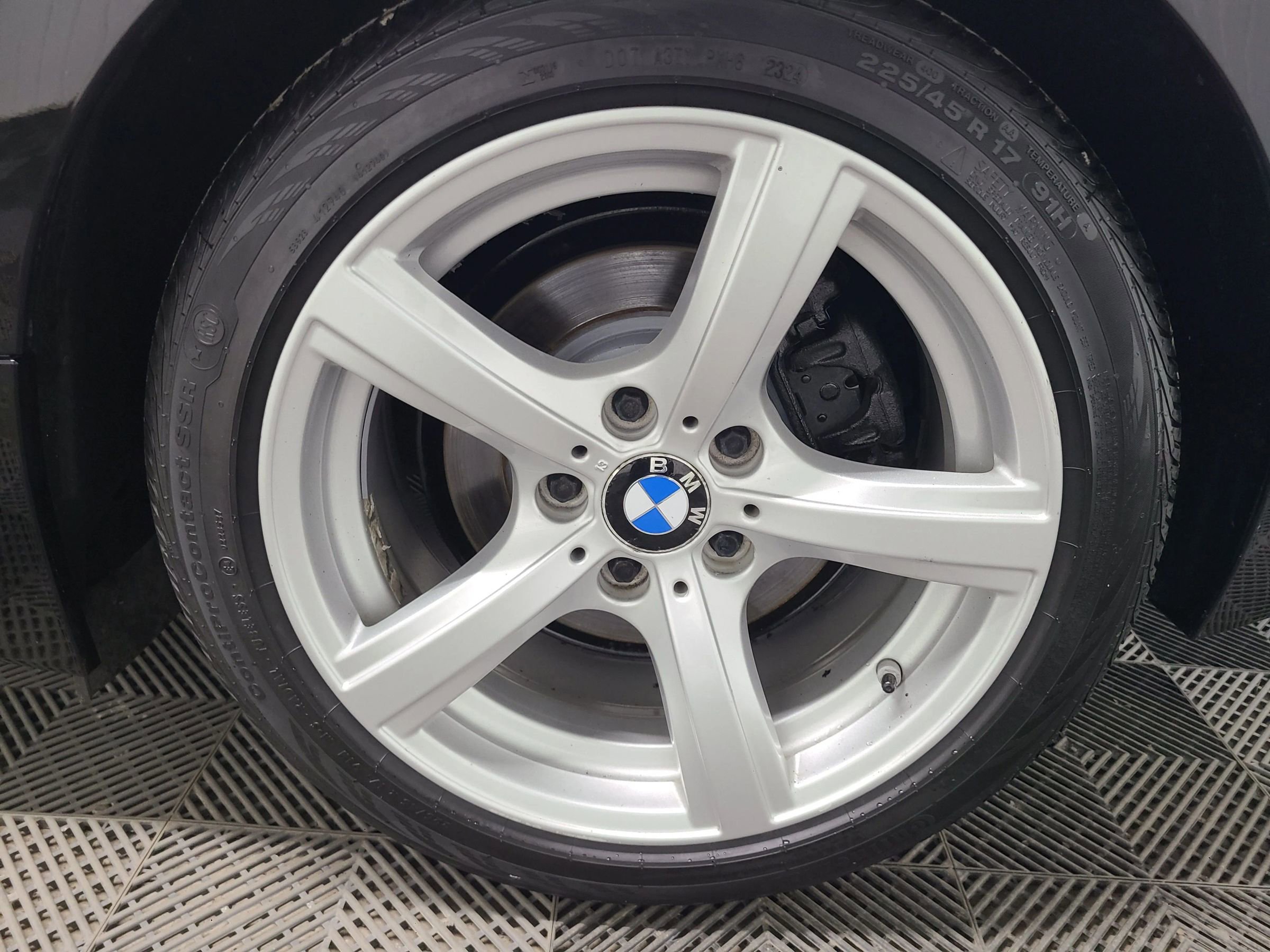 Used 2011 BMW Z4 sDrive30i RWD image 17