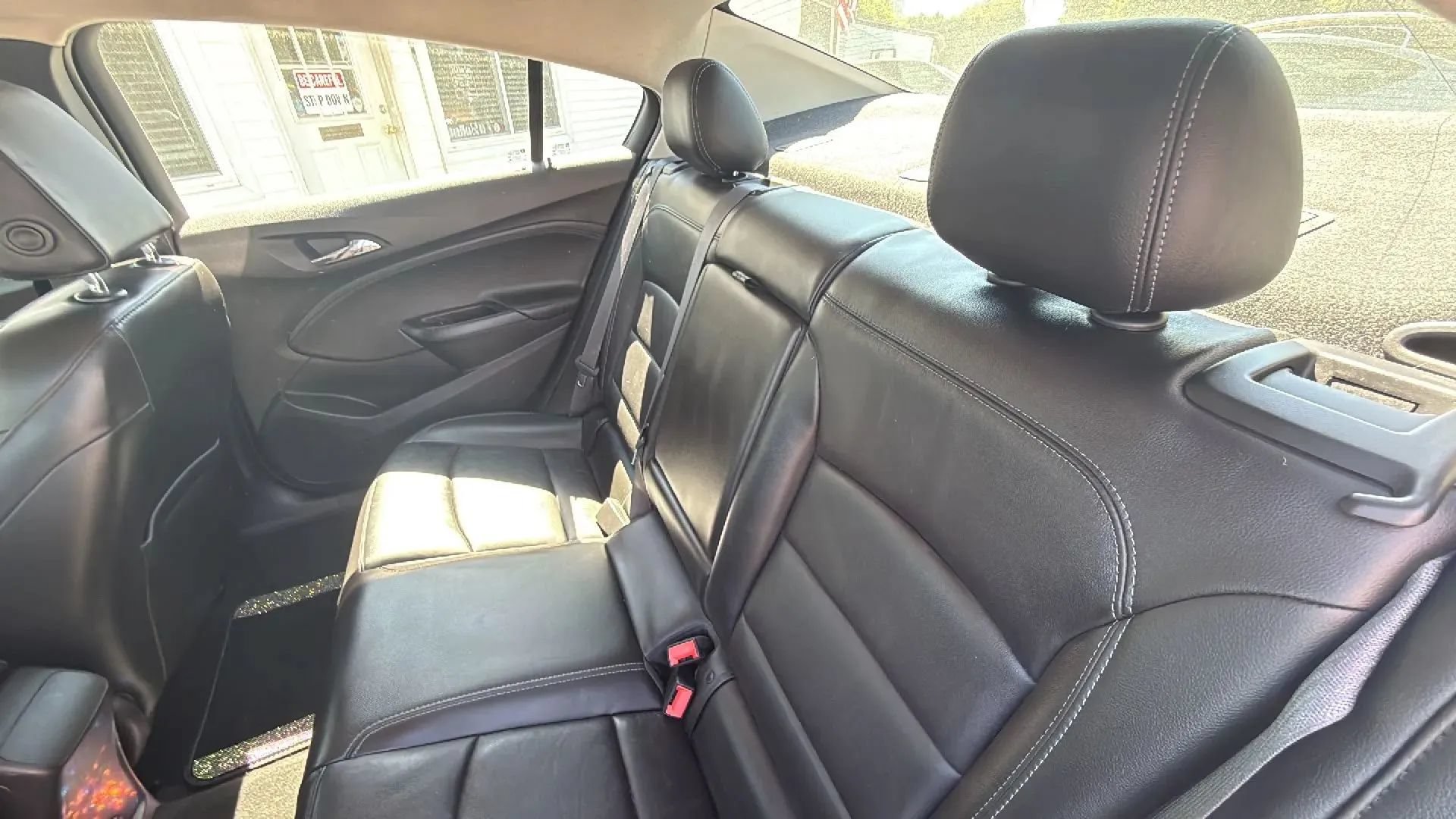 Used 2017 Chevrolet Cruze Premier FWD image 20