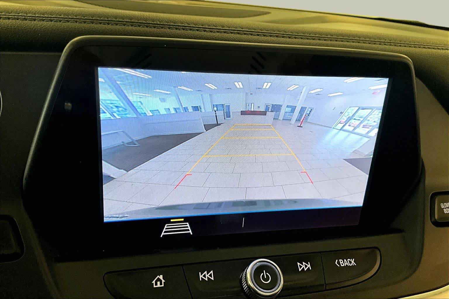 Used 2020 Chevrolet Blazer LT FWD image 24