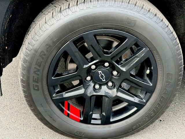 Used 2023 Chevrolet Silverado 1500 RST w/ Redline Edition image 9