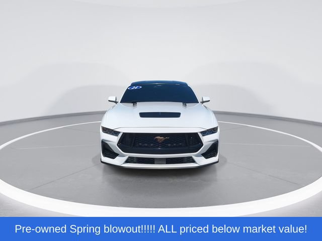Used 2024 Ford Mustang GT Premium RWD image 3