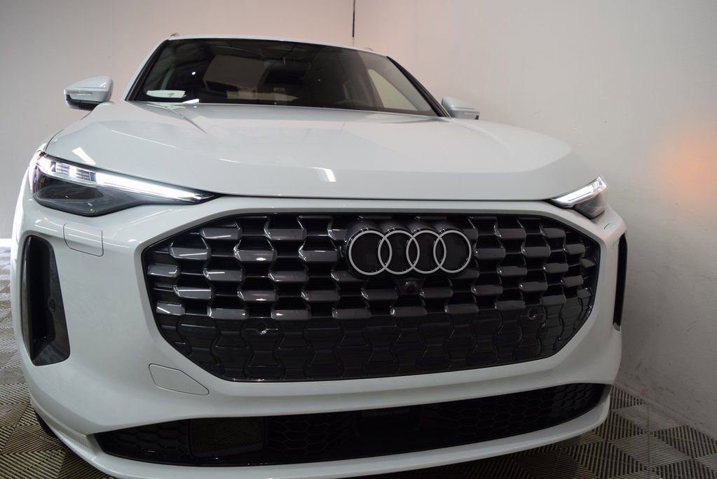New 2025 Audi Q5 Premium Plus image 2
