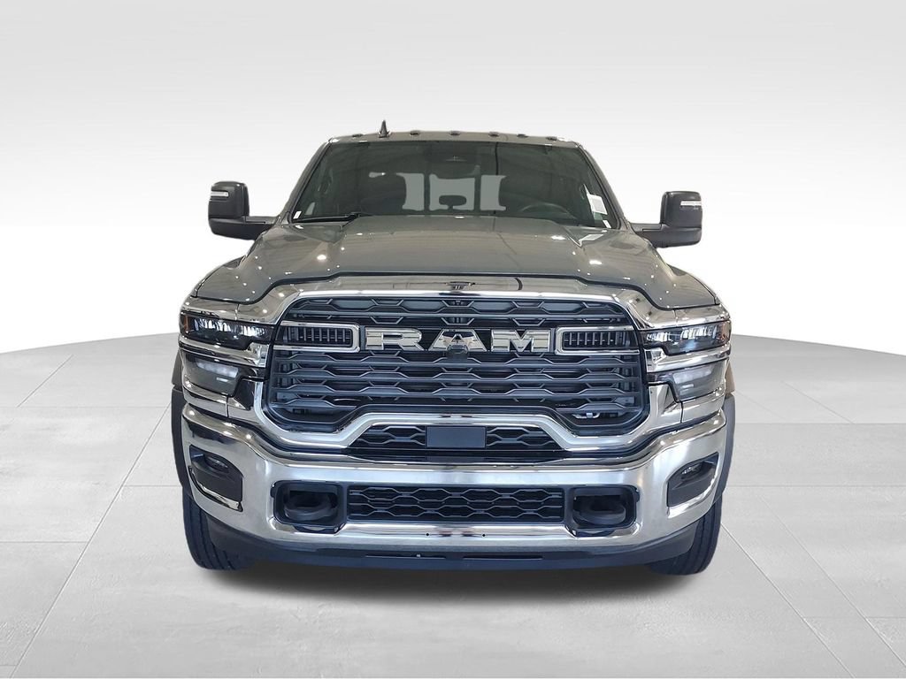 New 2026 RAM 5500 4x4 Crew Cab image 8