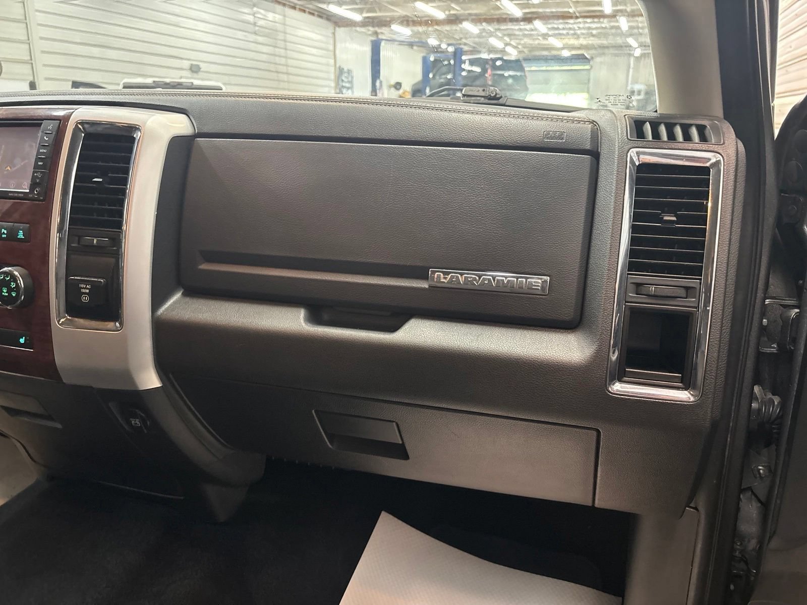 Used 2011 RAM 2500 Laramie w/ Protection Group AWD/4WD image 30