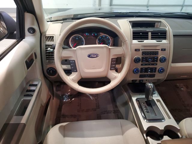 Used 2010 Ford Escape 2WD Hybrid image 14