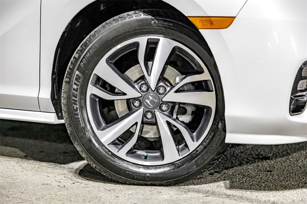 Used 2022 Honda Odyssey Touring image 3