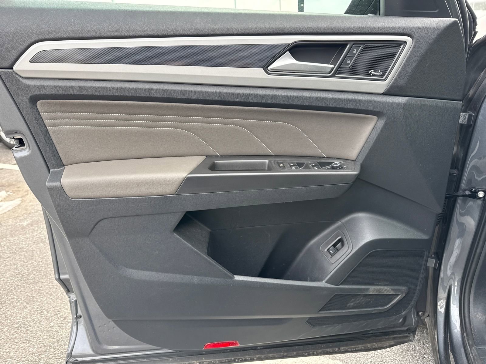 Used 2023 Volkswagen Atlas SEL Premium image 13