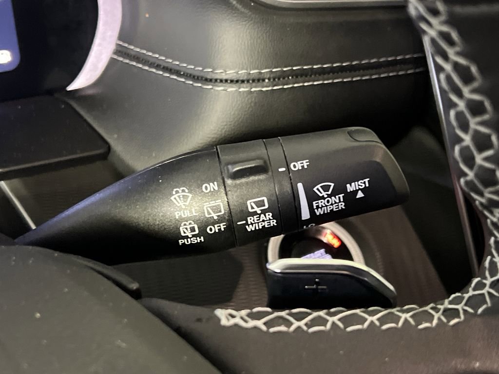 New 2025 Jeep Grand Cherokee Laredo image 21