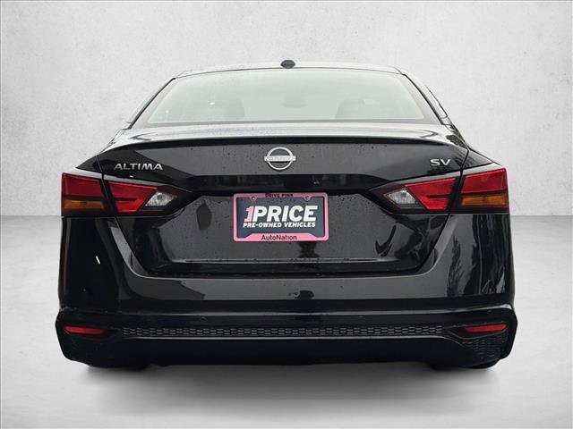 Used 2024 Nissan Altima 2.5 SV image 6