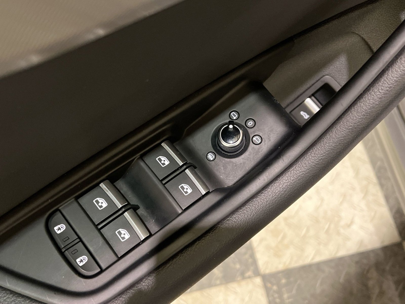 Used 2025 Audi A5 2.0T Premium Plus image 31