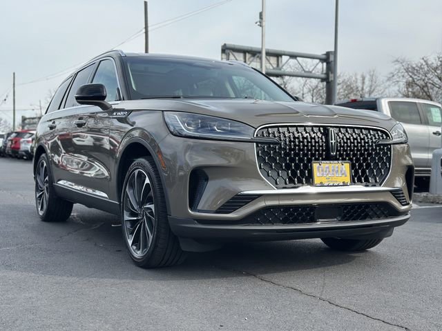 Certified 2025 Lincoln Aviator Reserve w/ Equipment Group 201A image 47