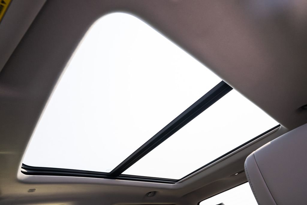 New 2024 Toyota Tundra Limited w/ TRD Off-Road Package image 22