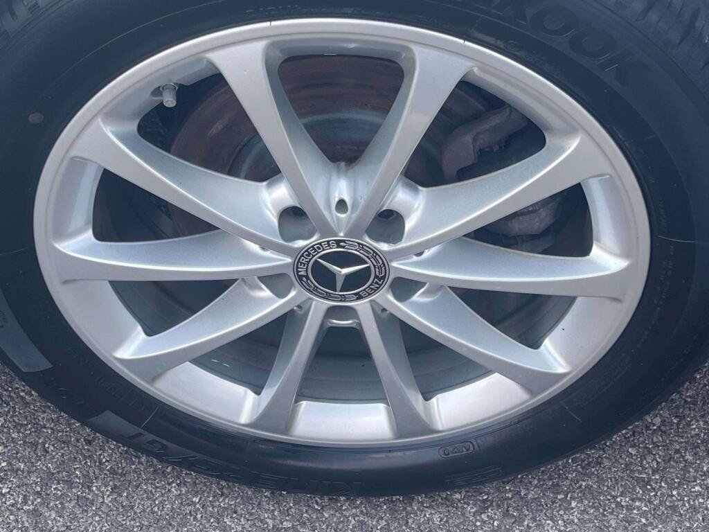 Certified 2020 Mercedes-Benz A 220 4MATIC image 14