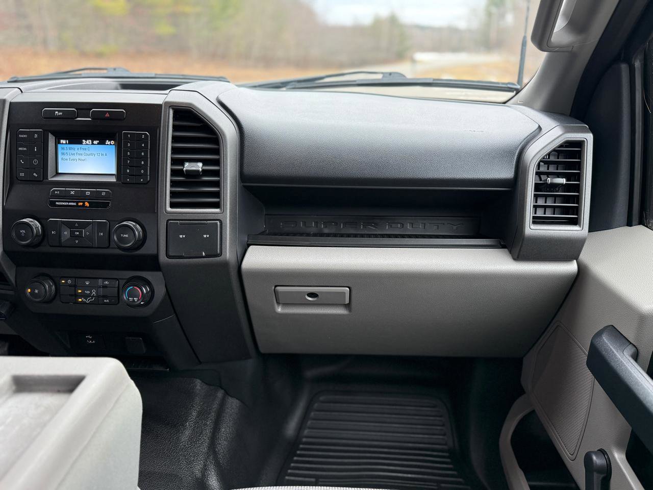 Used 2022 Ford F350 XL image 27