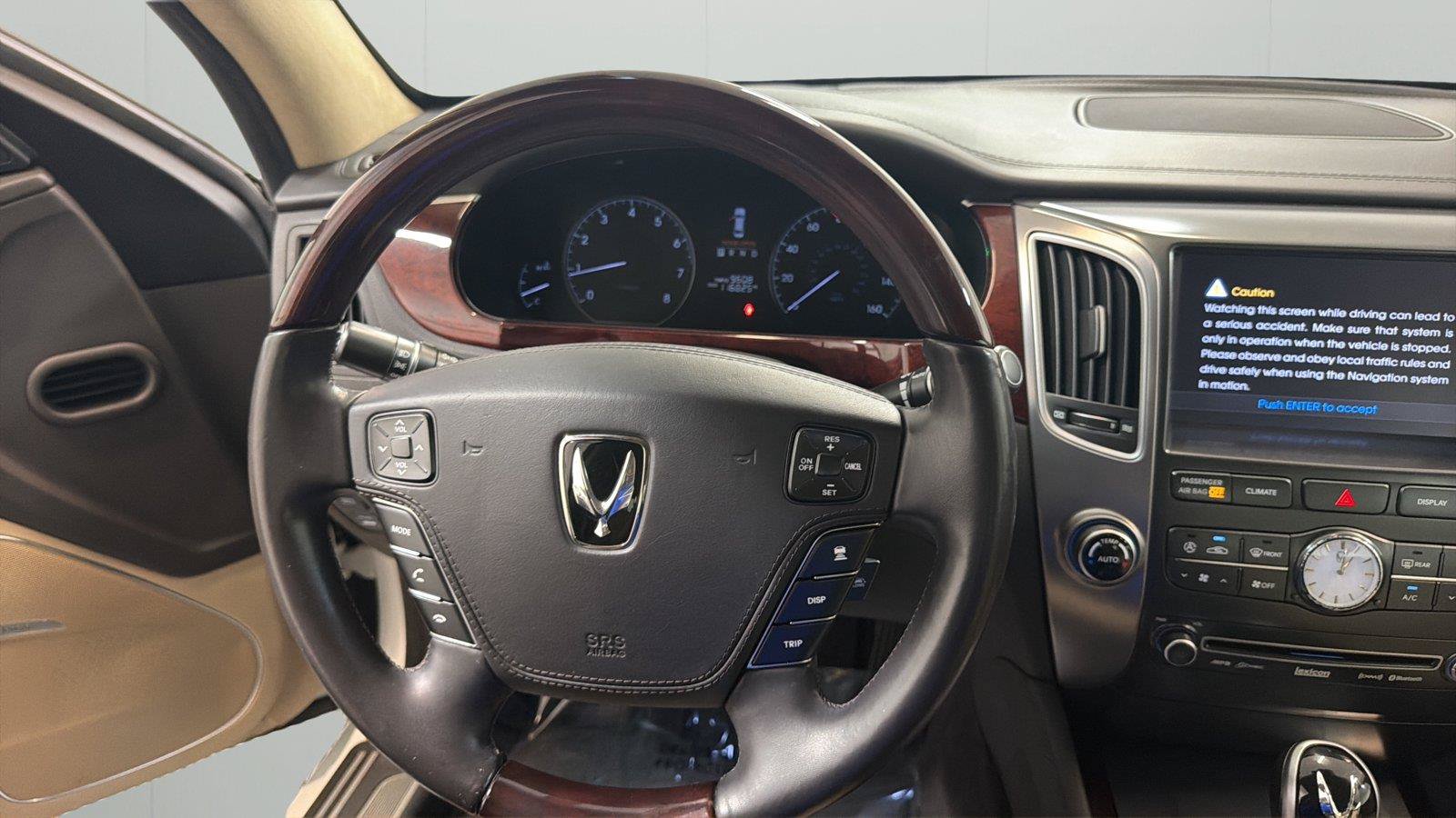 Used 2011 Hyundai Equus Ultimate RWD image 22