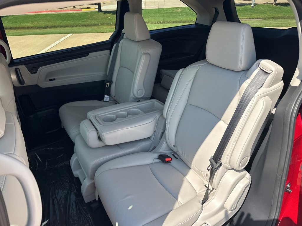 New 2026 Honda Odyssey EX-L image 12