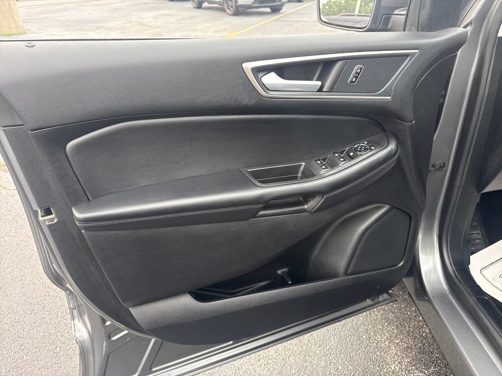 Used 2024 Ford Edge SEL w/ Convenience Package AWD/4WD image 28