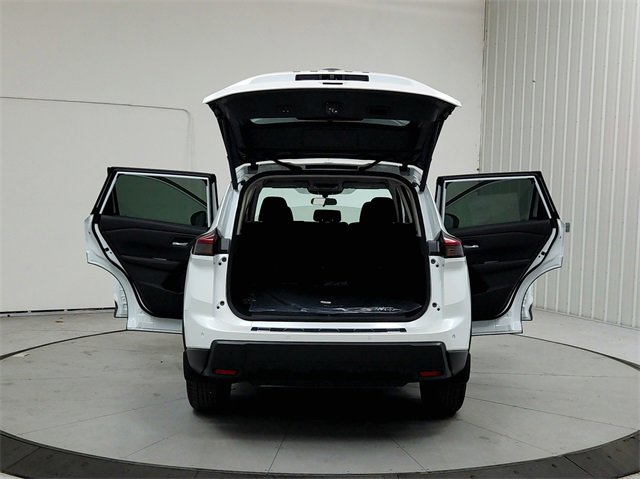 New 2026 Nissan Rogue SV image 14